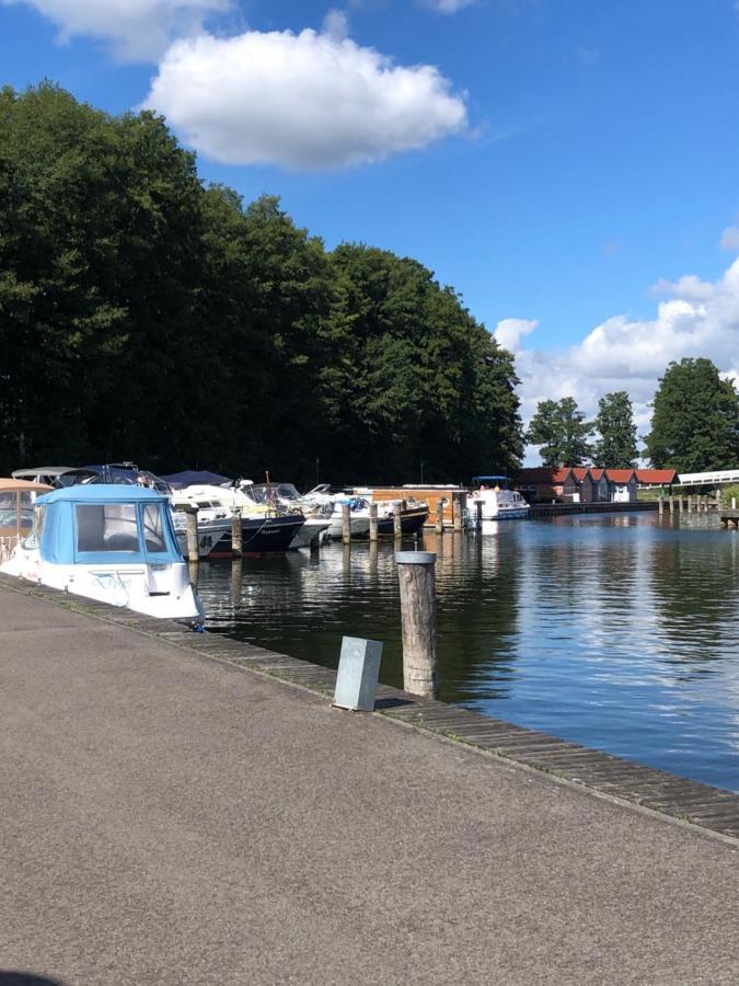 Ferienhaus ˋlichtblickˋ Rheinsberg Bagian luar foto